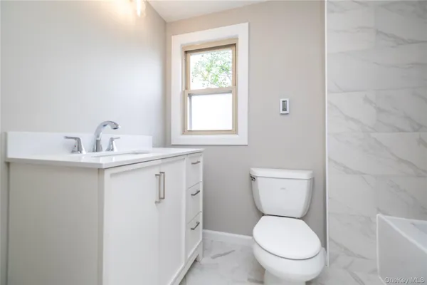 $5,500 | 3883 Franklin Avenue, Seaford, NY 11783