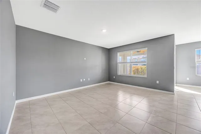 $2,400 | 33318 Hamilton Hl Lane, Wesley Chapel, FL 33545