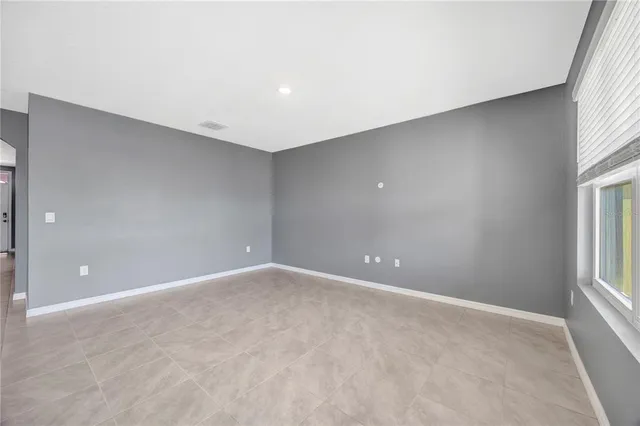 $2,400 | 33318 Hamilton Hl Lane, Wesley Chapel, FL 33545