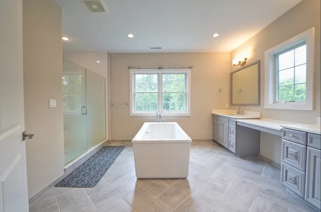 $3,490,000 | 9 Schaffner Lane, Dover, MA 02030