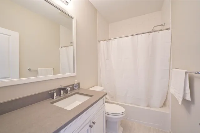 $3,490,000 | 9 Schaffner Lane, Dover, MA 02030