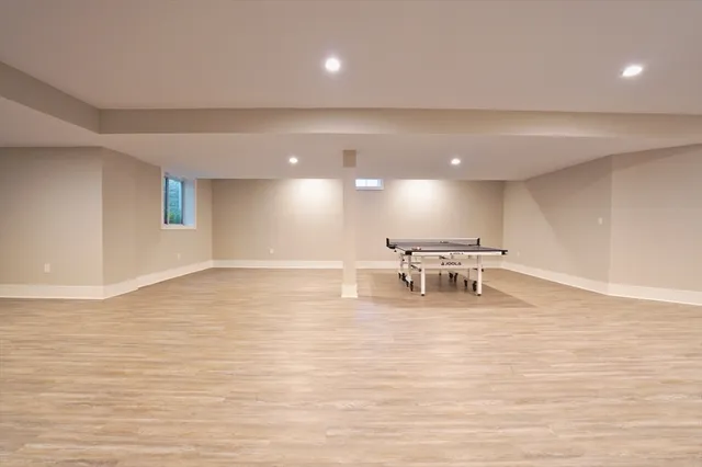 $3,490,000 | 9 Schaffner Lane, Dover, MA 02030