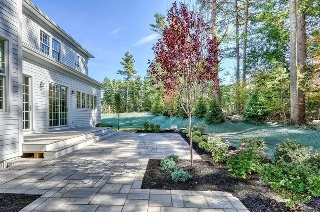 $3,490,000 | 9 Schaffner Lane, Dover, MA 02030