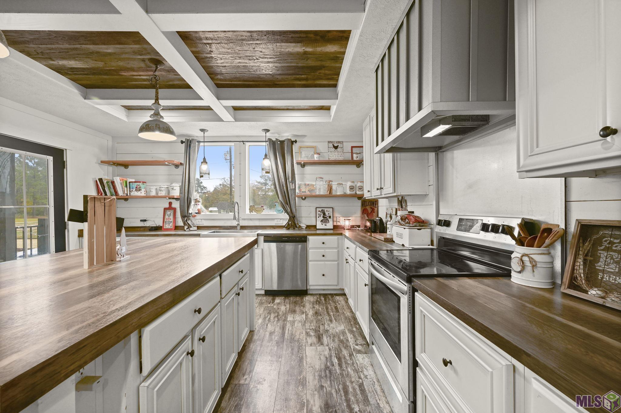 29755 Sam Herring Road Independence, LA 70443 - Photo 11 of 32 kitchen