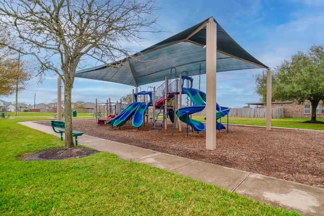 $2,250 | 121 Rodeo Drive, Manvel, TX 77578