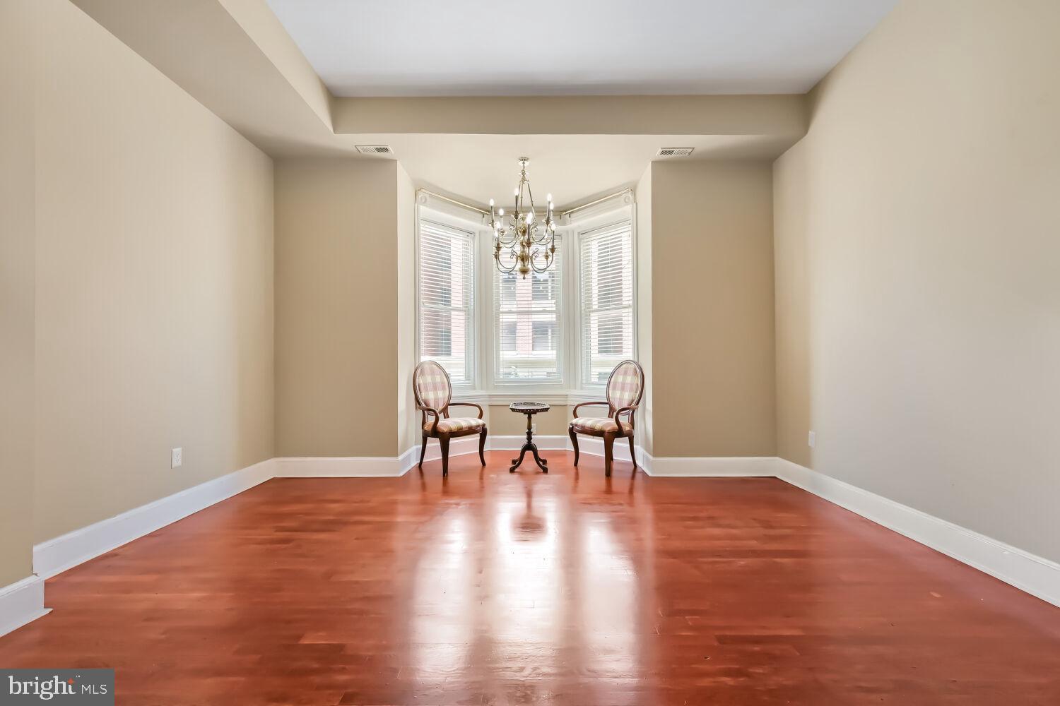11 West Biddle Street, Unit 11B Baltimore, MD 21201 - Photo 5 of 17