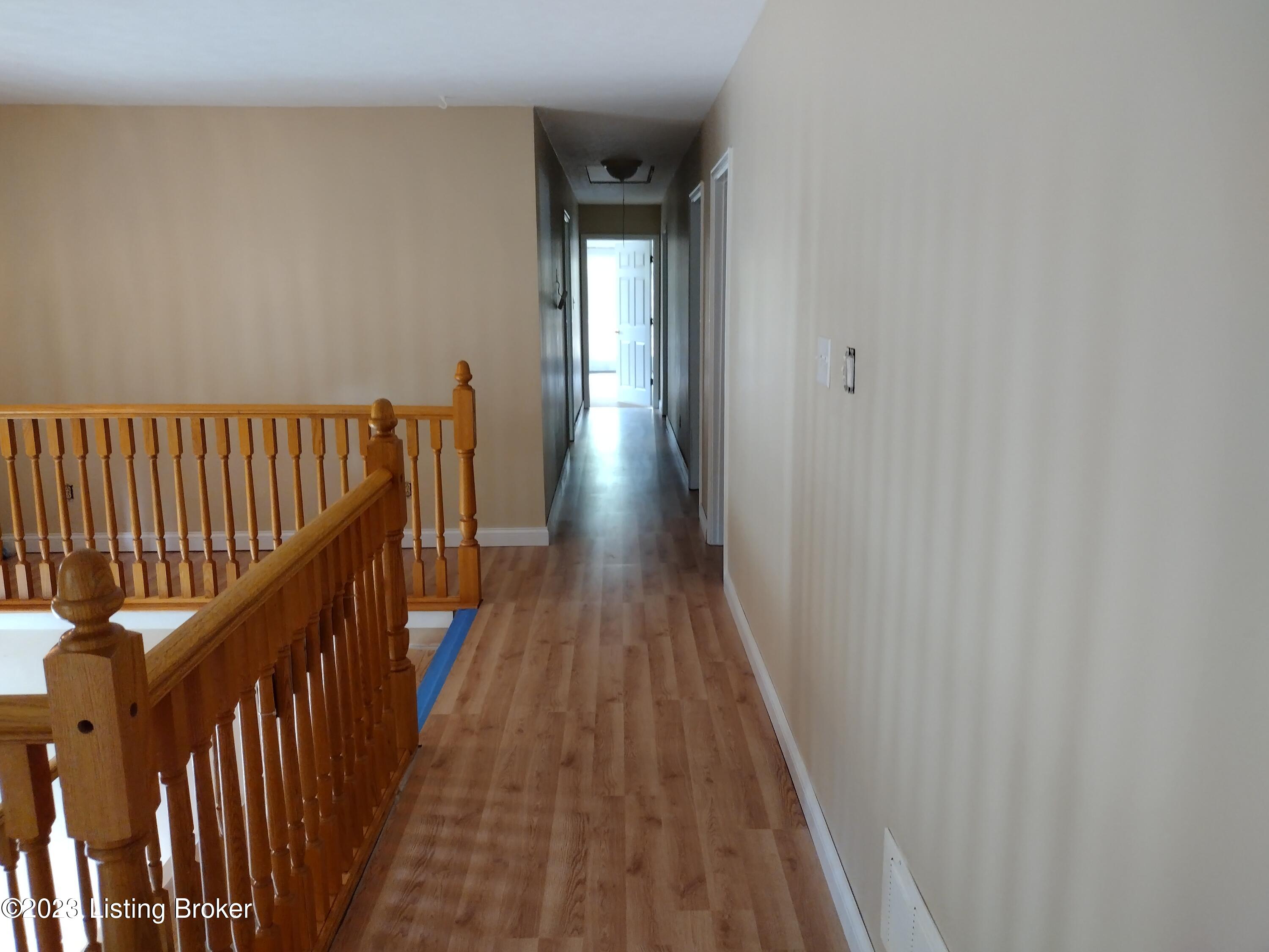 333 Buckman Hollow Road Shepherdsville, KY 40165 - Photo 22 of 35 Upstairs Hallway