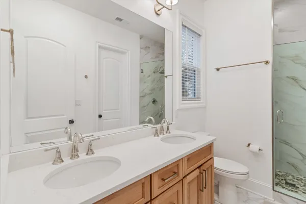 $499,000 | 214 McCowat Street, Jackson, TN 38301