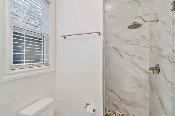 $499,000 | 214 McCowat Street, Jackson, TN 38301