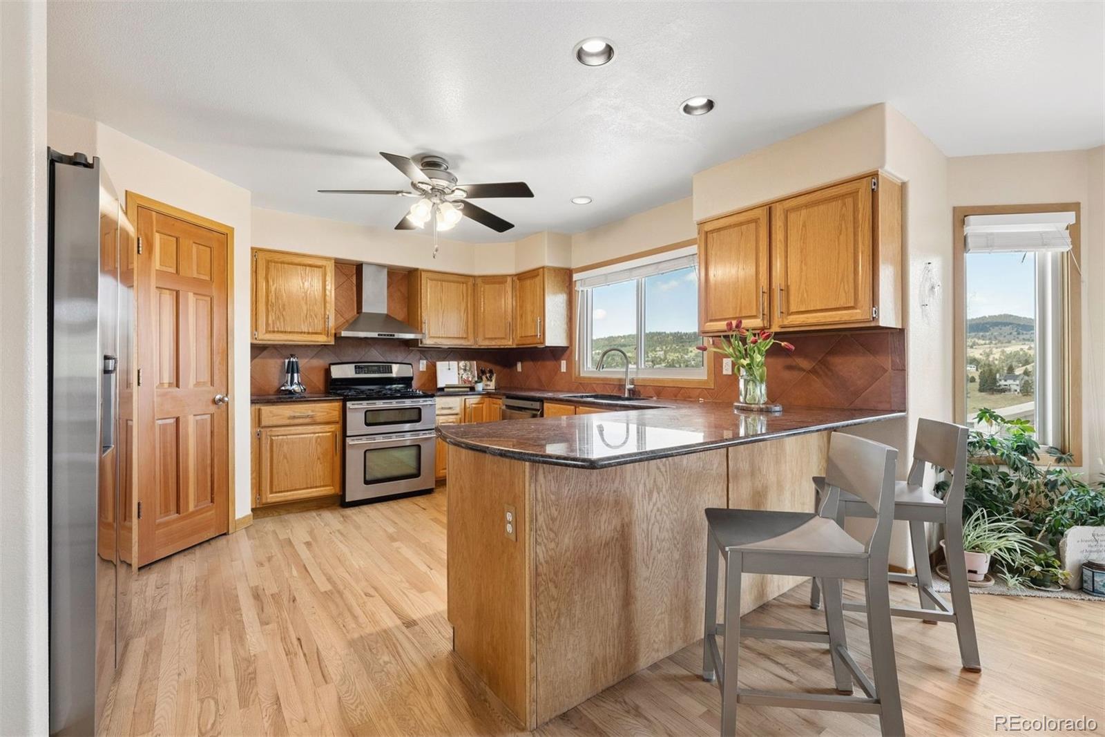 537 Monte Vista Road Golden, CO 80401 - Photo 11 of 39