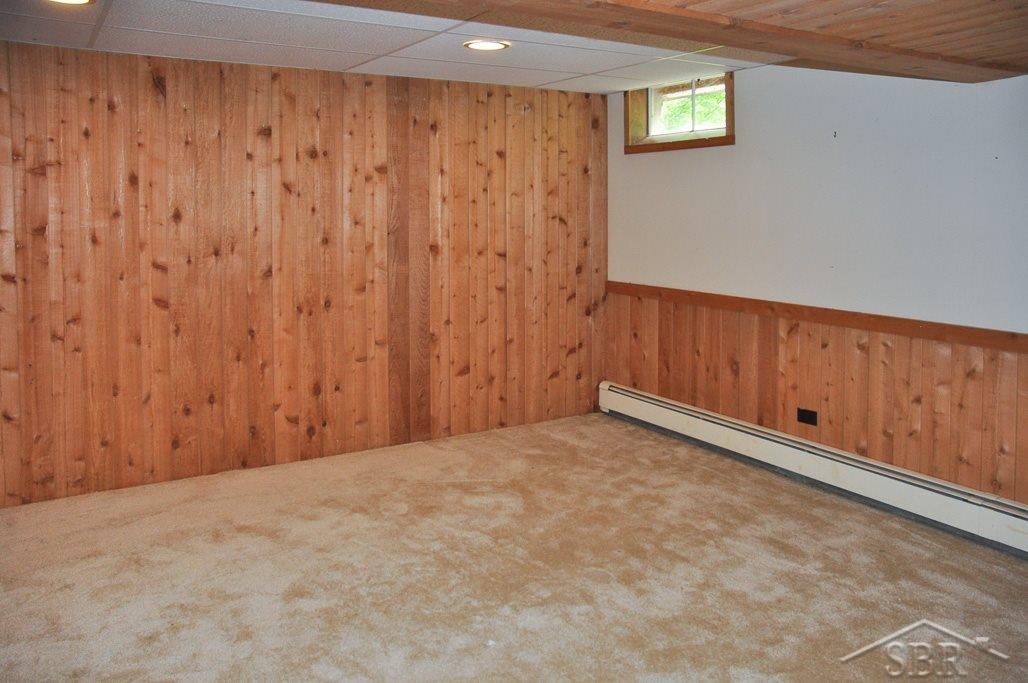 1911 North Miller Road Saginaw, MI 48609 - Photo 17 of 33 31321941-16.JPG
