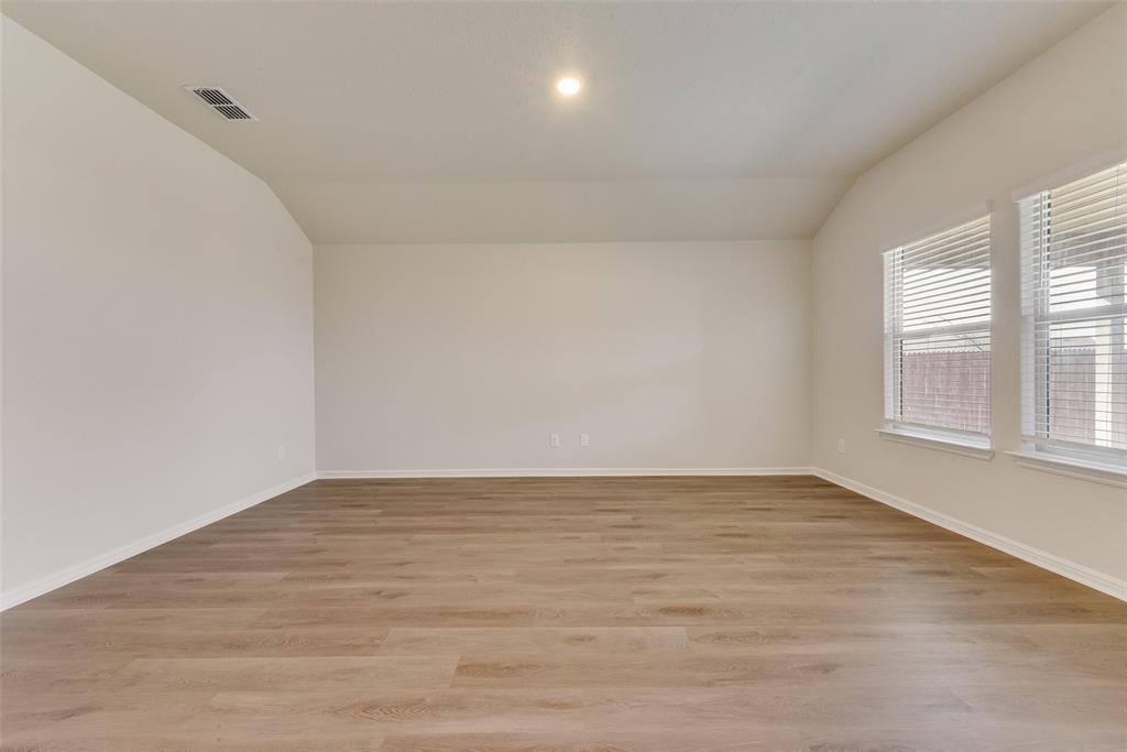 711 Durango Lane Cleburne, TX 76033 - Photo 6 of 26