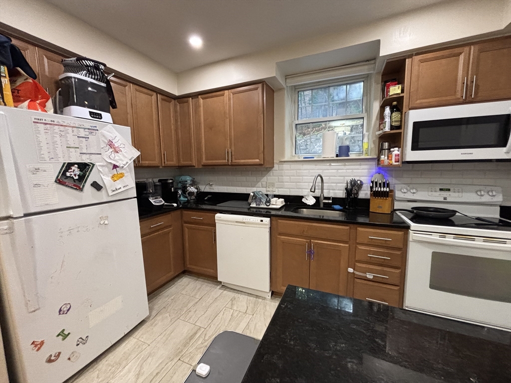 159 St Paul Street, Unit 1 Brookline, MA 02446 - Photo 2 of 12