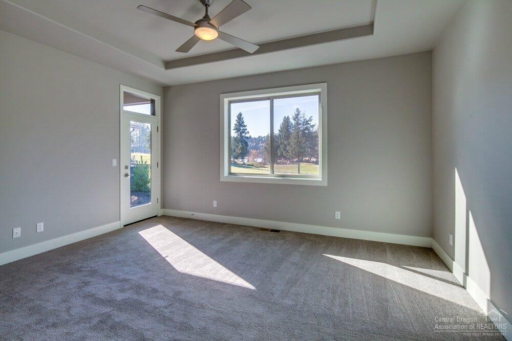 2557 Northwest Rippling River Court Bend, OR 97703 - Photo 9 of 15 Gallery Image 9
