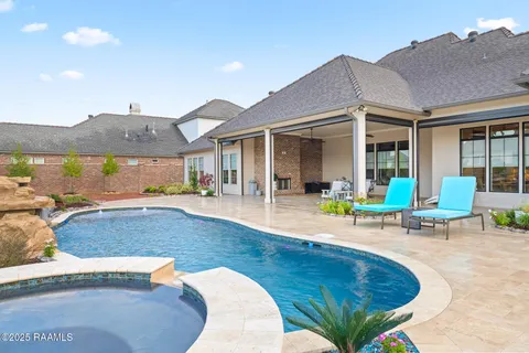 $1,450,000 | 402 Rutherford Court, Lafayette, LA 70503