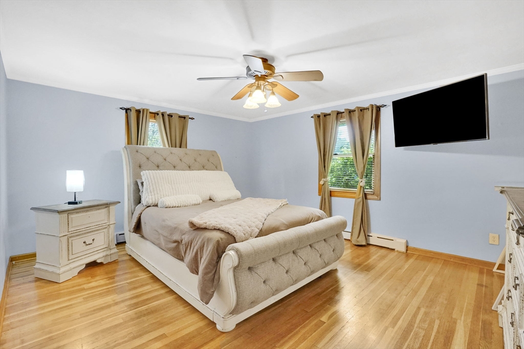 57 Tavistock Street Springfield, MA 01119 - Photo 9 of 21