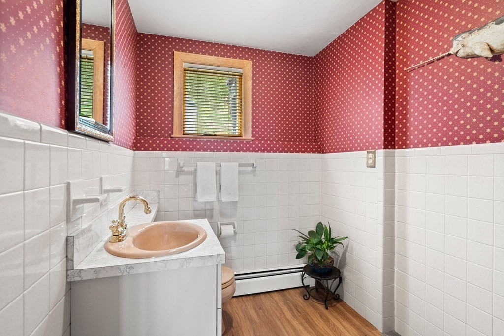 27 Surrey Road Salem, MA 01970 - Photo 20 of 38