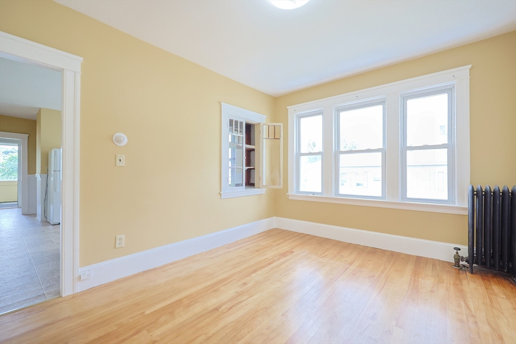 64 Chilmark Street Worcester, MA 01604 - Photo 15 of 36 Gallery Image 15