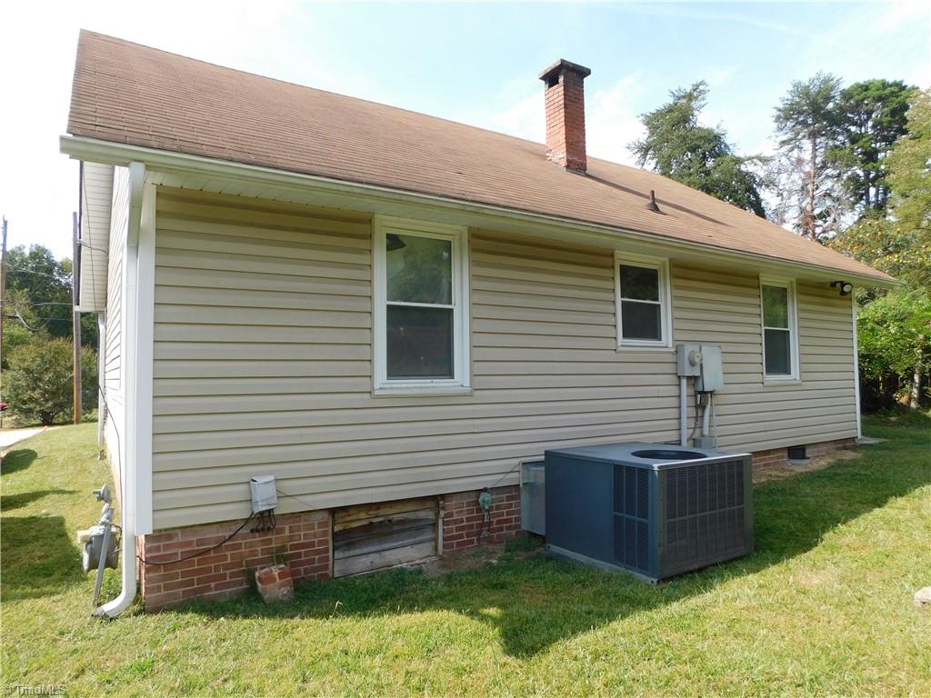 1815 Sechrest Circle High Point, NC 27263 - Photo 23 of 29 Gallery Image 23
