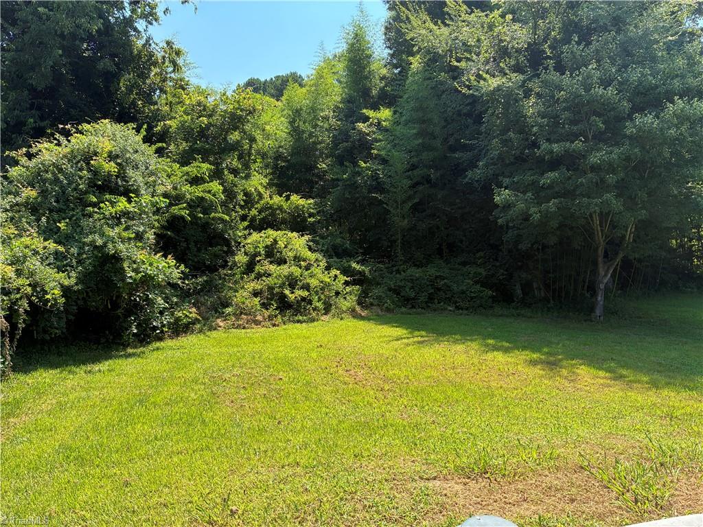 1815 Sechrest Circle High Point, NC 27263 - Photo 27 of 29 Gallery Image 27