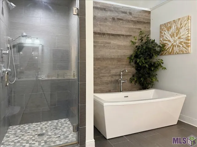 $636,500 | 5341 Riverbend Boulevard, Baton Rouge, LA 70820