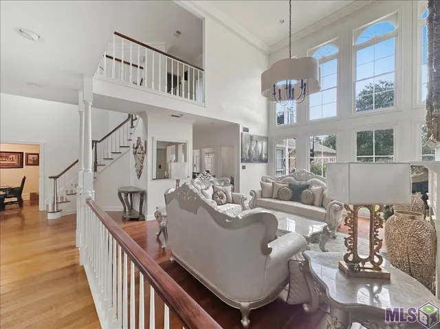 $636,500 | 5341 Riverbend Boulevard, Baton Rouge, LA 70820