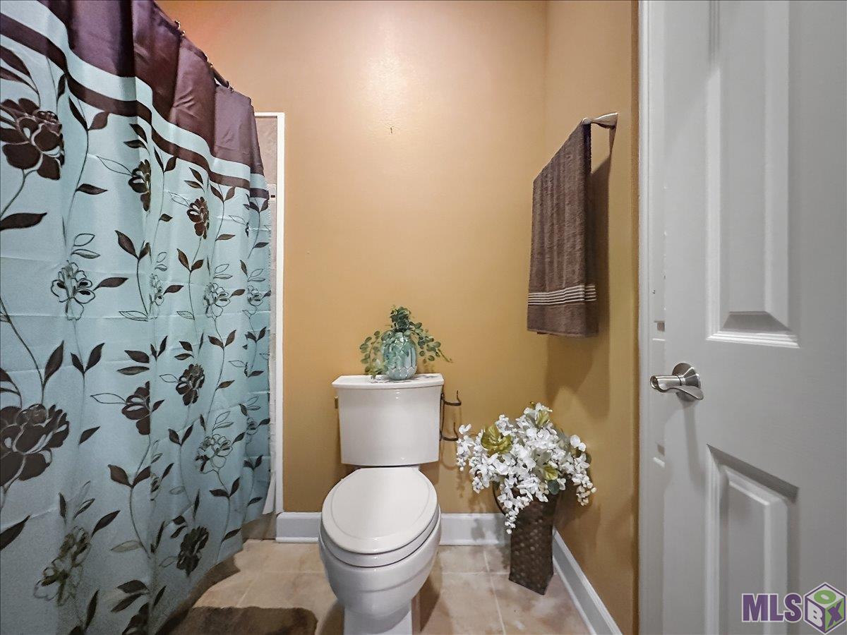 5341 Riverbend Boulevard Baton Rouge, LA 70820 - Photo 22 of 30