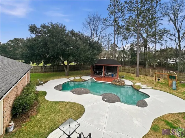 $636,500 | 5341 Riverbend Boulevard, Baton Rouge, LA 70820