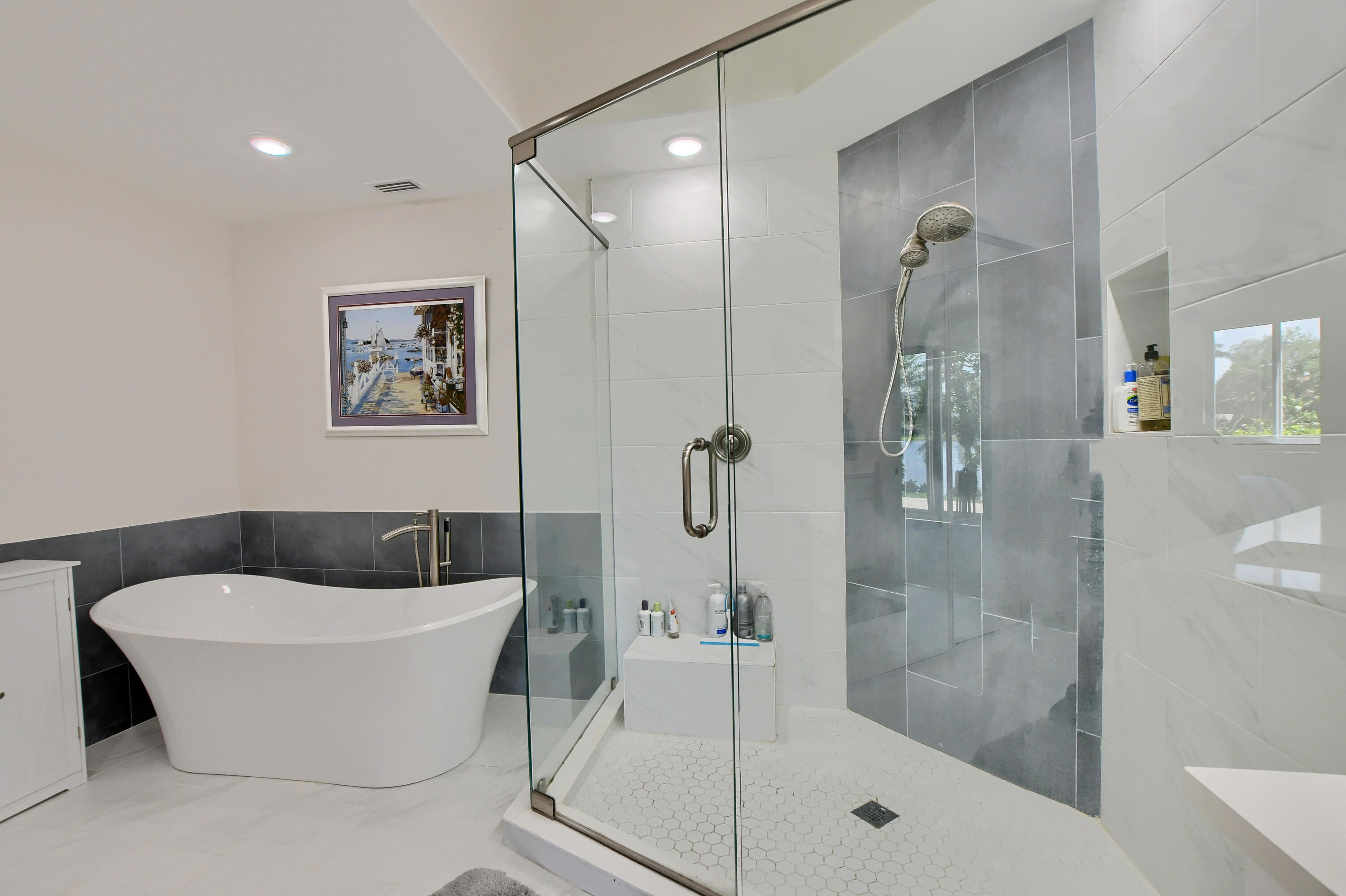 2461 Northwest 59th Street, Unit 701 Boca Raton, FL 33496 - Photo 22 of 62 PRIMARY BATHROOM