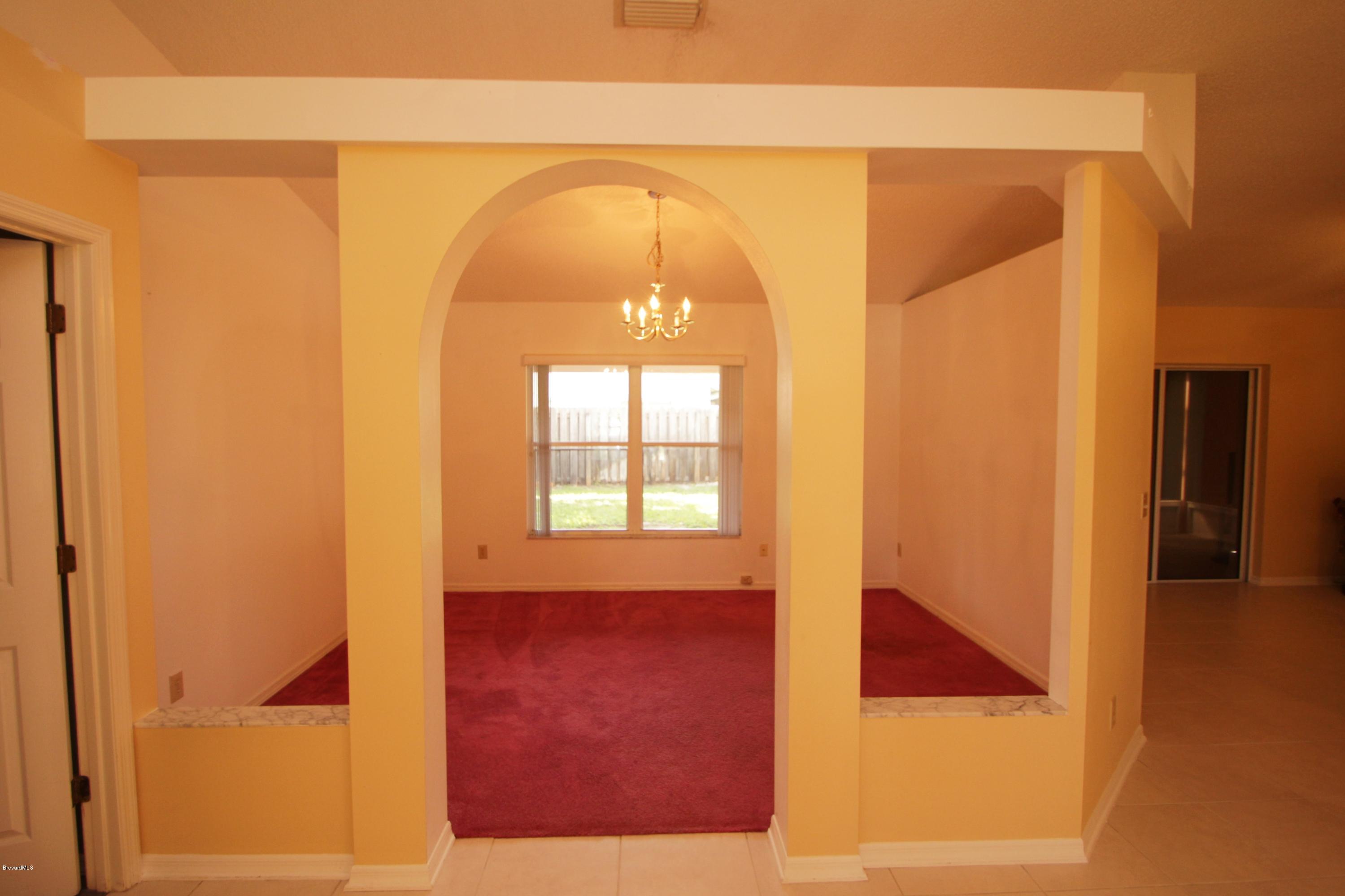2026 Blue Ridge Avenue Melbourne, FL 32935 - Photo 10 of 24 Dining Room