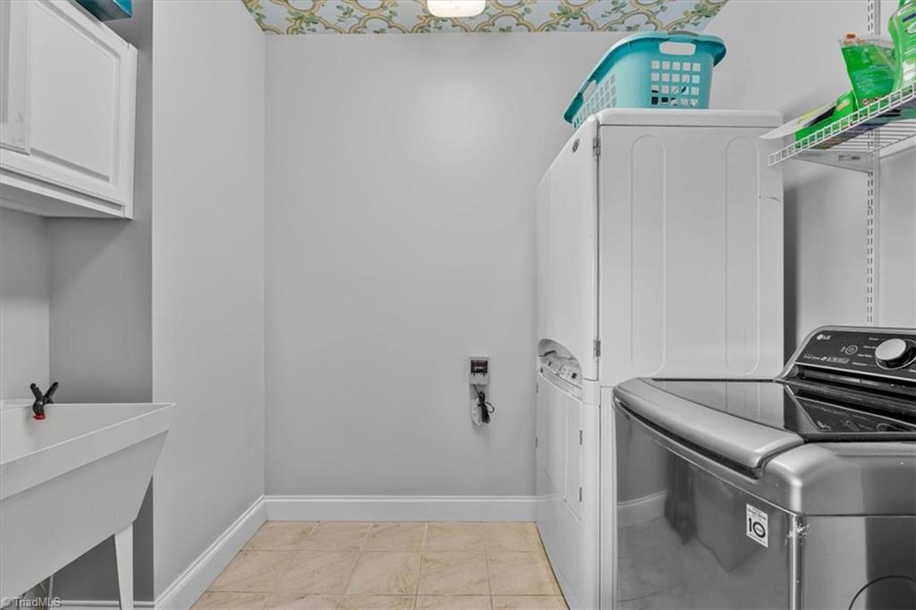 2925 Boywood Road Graham, NC 27253 - Photo 35 of 50 Laundry