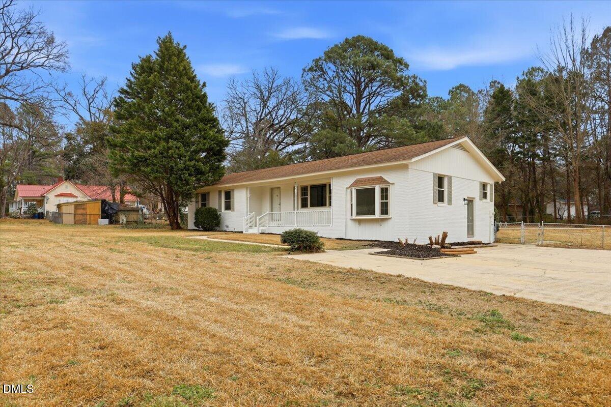 5016 Kyle Drive Raleigh, NC 27616 - Photo 5 of 39 03-5016 Kyle Dr-3