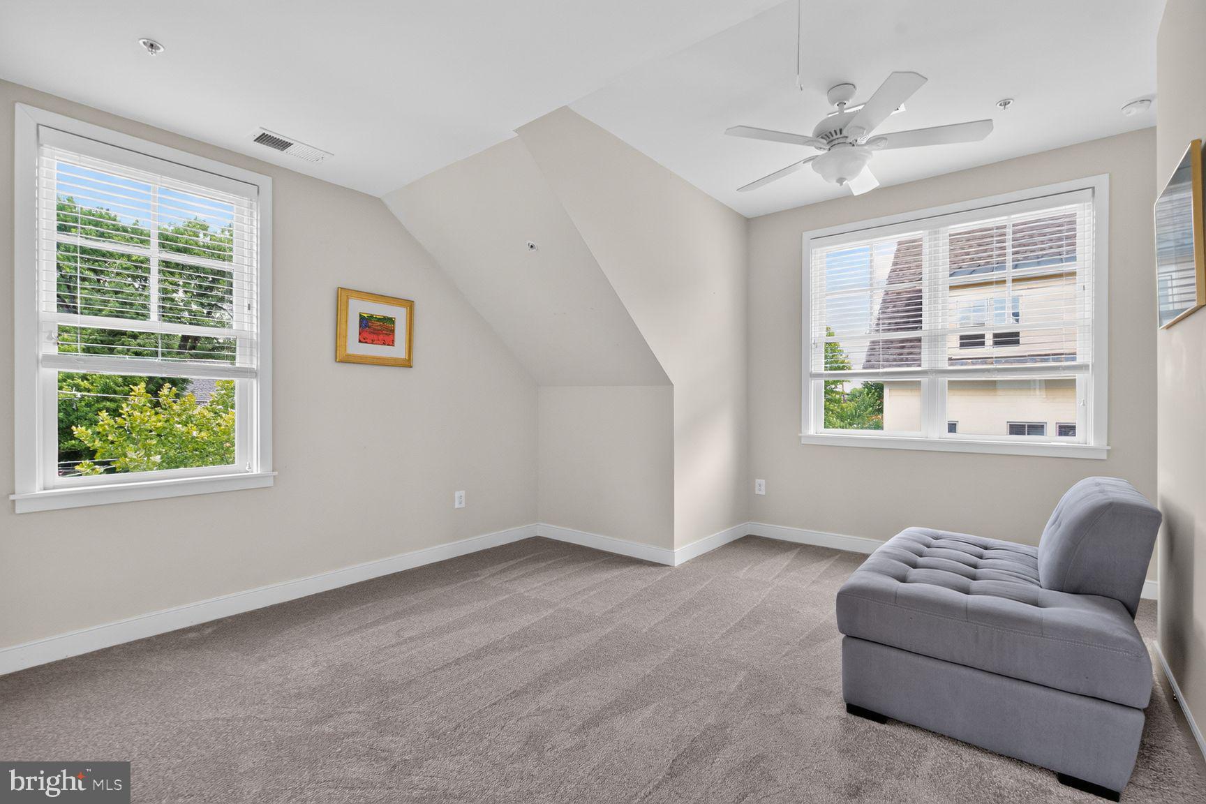 8612 Springvale Road Silver Spring, MD 20910 - Photo 24 of 30 Top floor bedroom