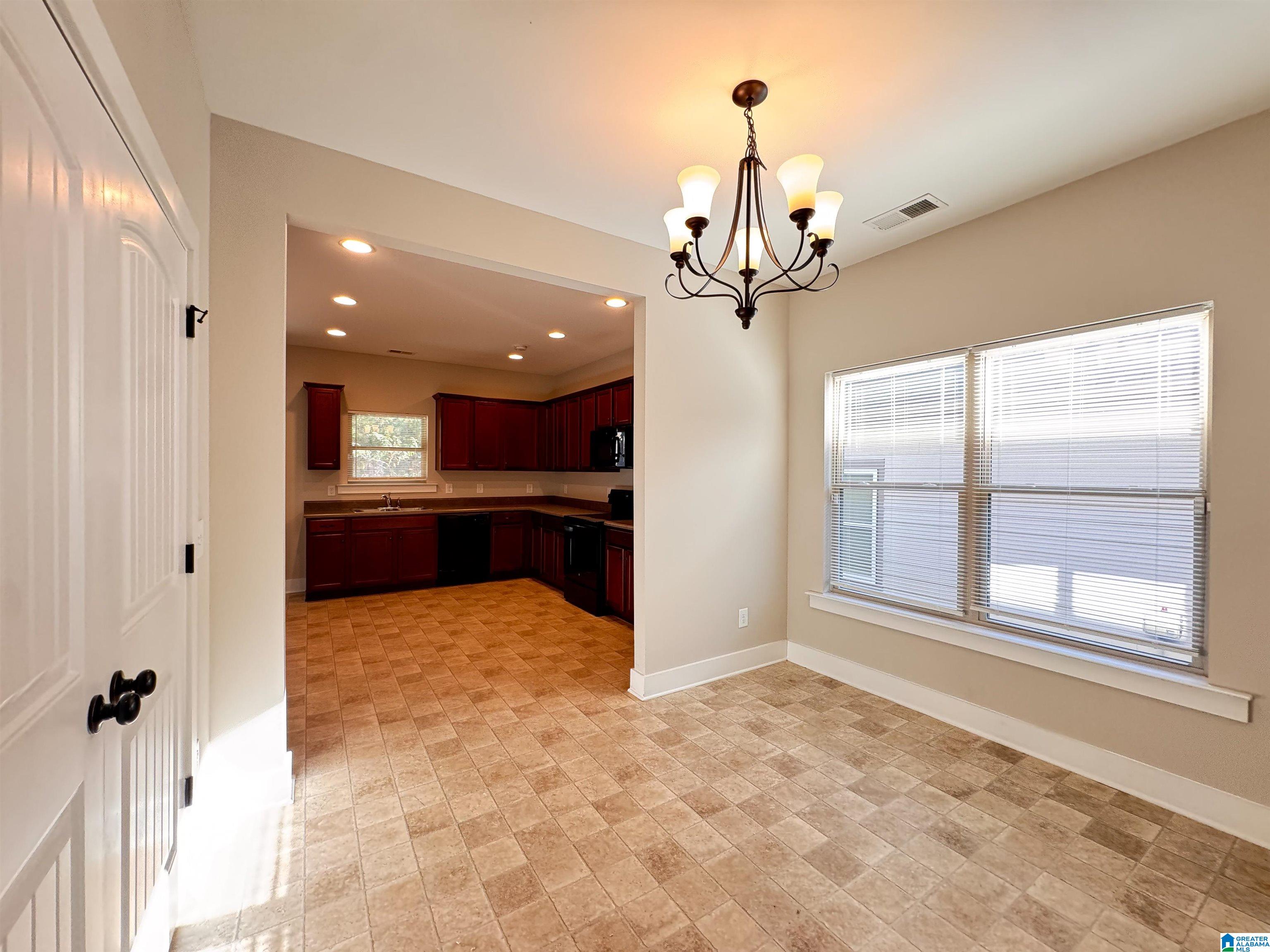 890 Maple Trace Odenville, AL 35120 - Photo 8 of 16