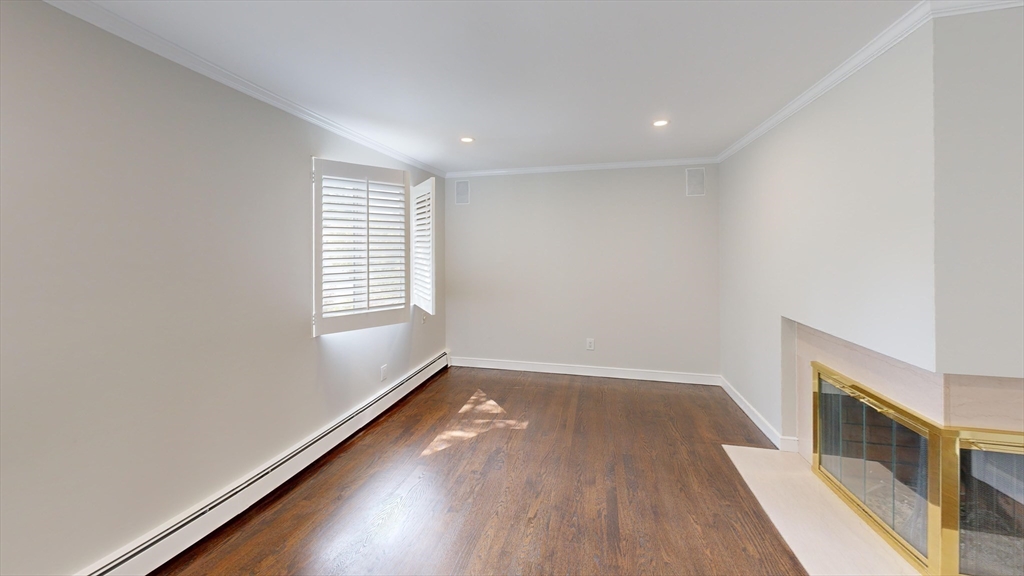 56 Cynthia Road Newton, MA 02459 - Photo 9 of 25 Gallery Image 9