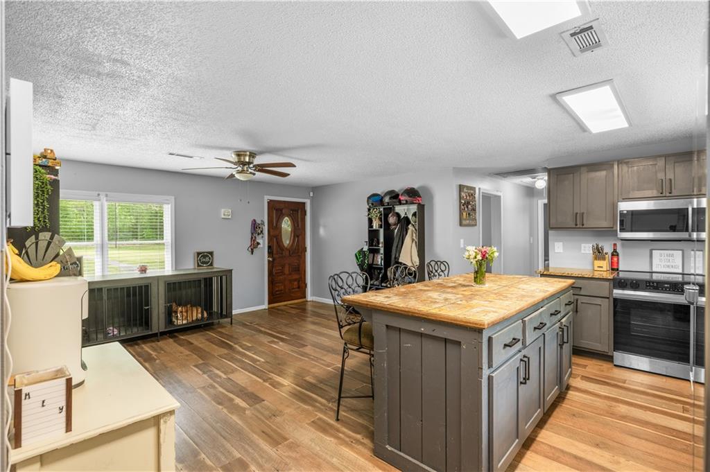 71 Hughes Dairy Road Lindale, GA 30147 - Photo 6 of 18