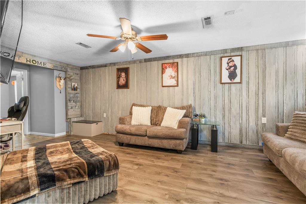 71 Hughes Dairy Road Lindale, GA 30147 - Photo 9 of 18