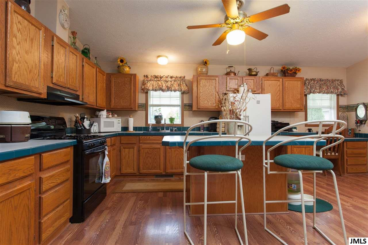 5783 Reynolds Road Jackson, MI 49201 - Photo 4 of 29 Photo 4