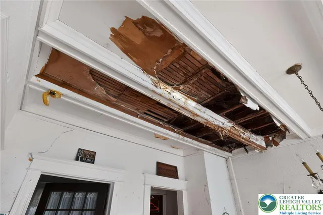 $119,900 | 115 Hull Avenue, Olyphant, PA 18447