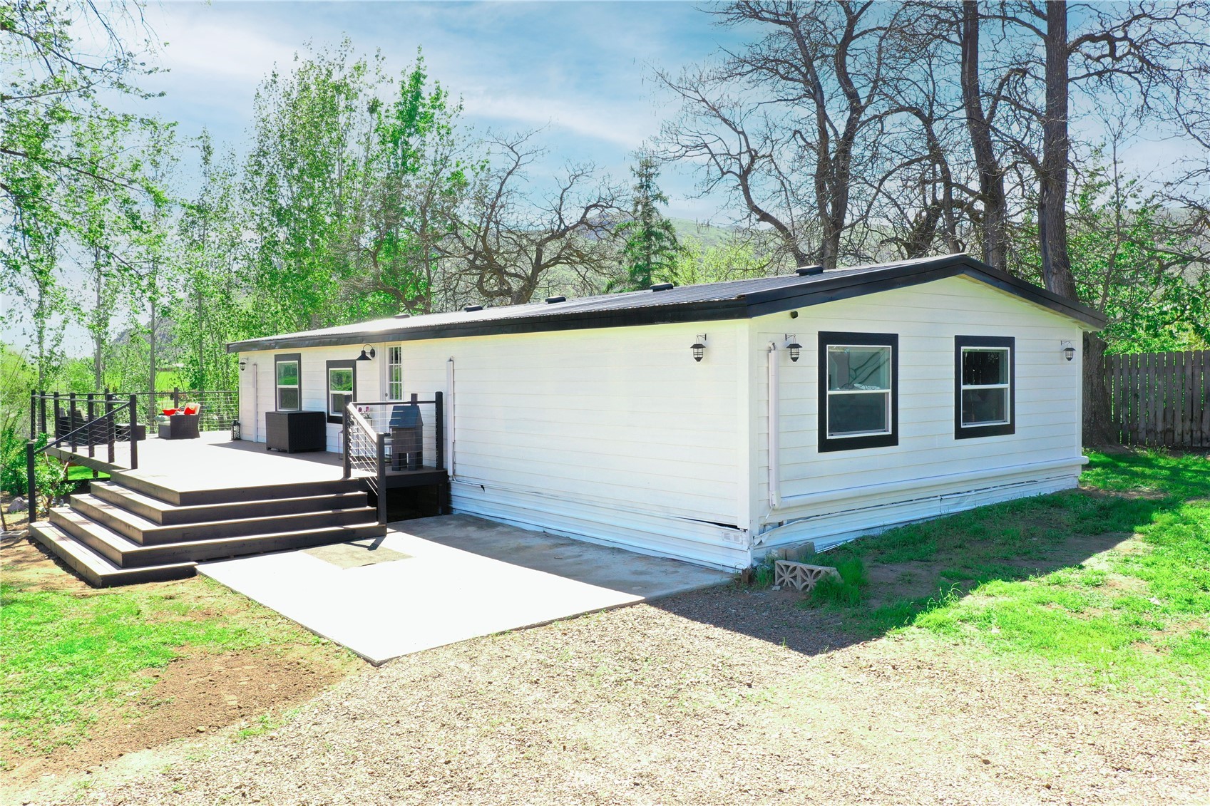 4 River Loop Road Tonasket, WA 98855 - Photo 1 of 34 Gallery Image 1