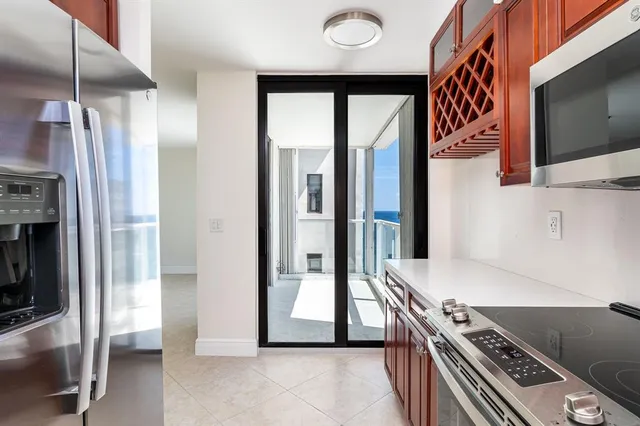$499,000 | 1000 South Ocean Boulevard, Unit 17G, Pompano Beach, FL 33062