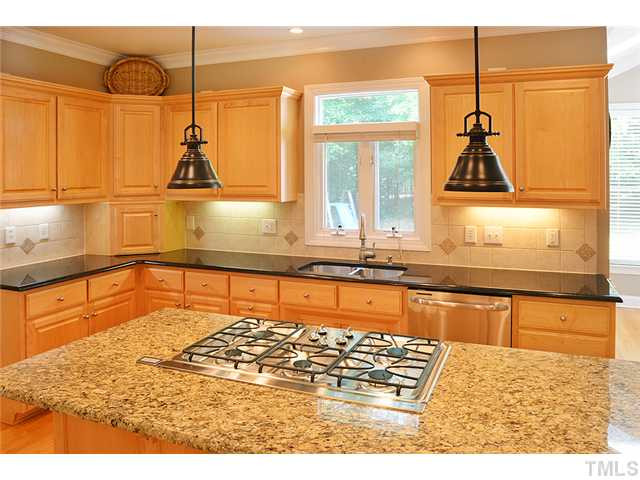 5309 Cosmos Court Raleigh, NC 27613 - Photo 5 of 24 Kitchen