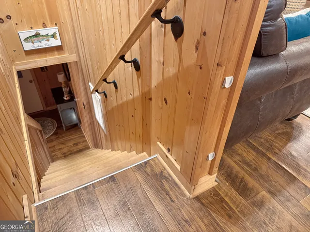 $468,000 | 185 Pope Dickson Lane, Clarkesville, GA 30523