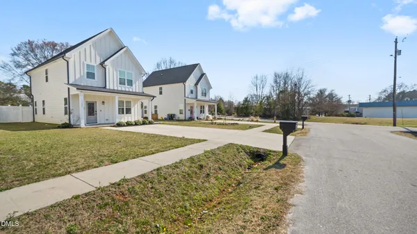 $290,000 | 1637 Berry Avenue, Henderson, NC 27536