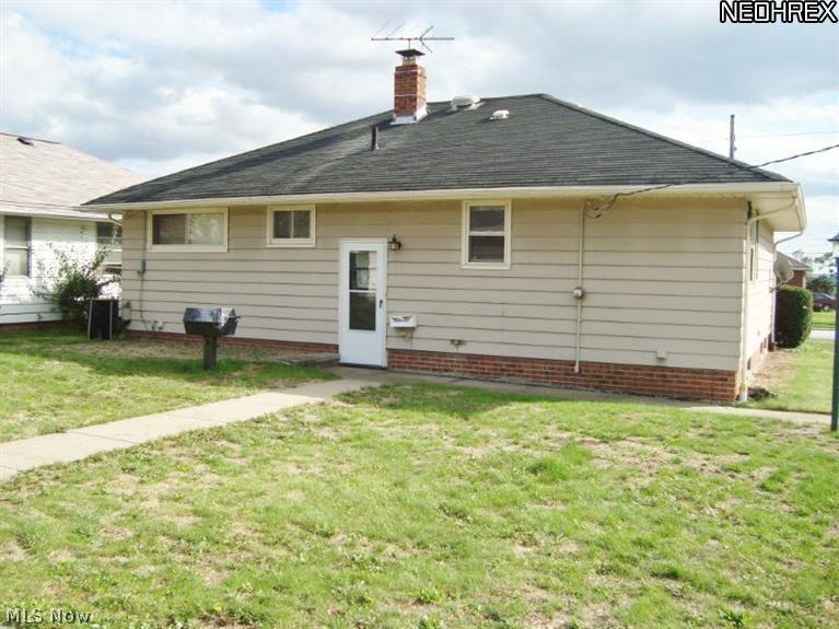 12111 Orme Road Garfield Heights, OH 44125 - Photo 8 of 17