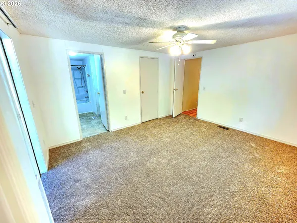 $315,000 | 874 South Main Street, Canyonville, OR 97417