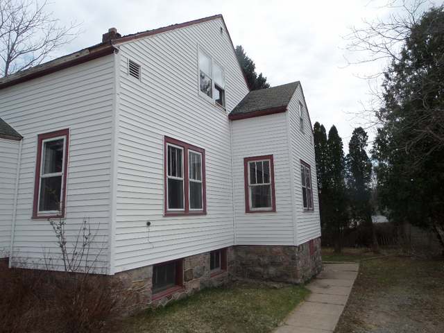 716 North Brown Street Rhinelander, WI 54501 - Photo 2 of 11 Gallery Image 2