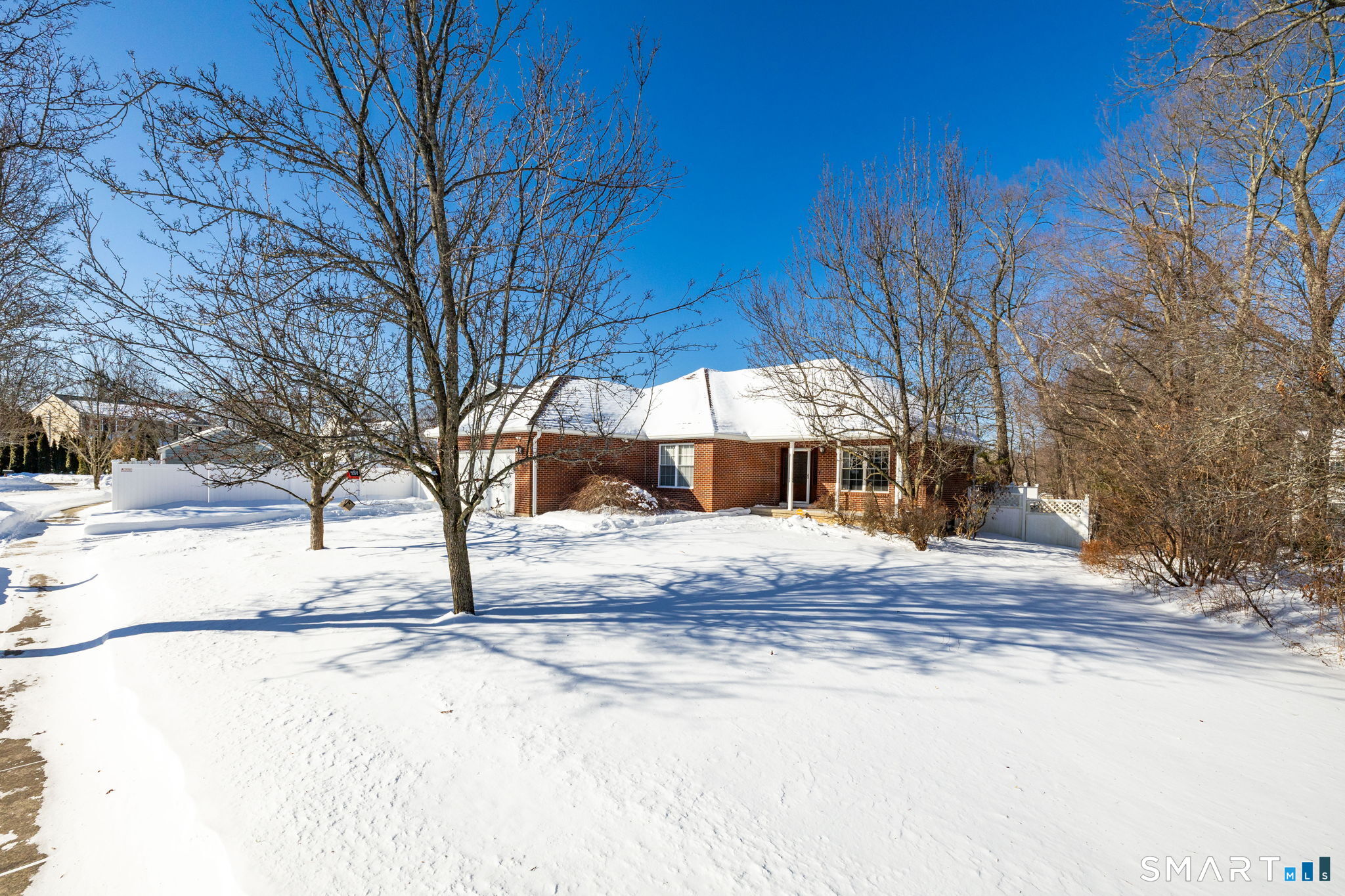 115 Cynrose Place Meriden, CT 06451 - Photo 2 of 34