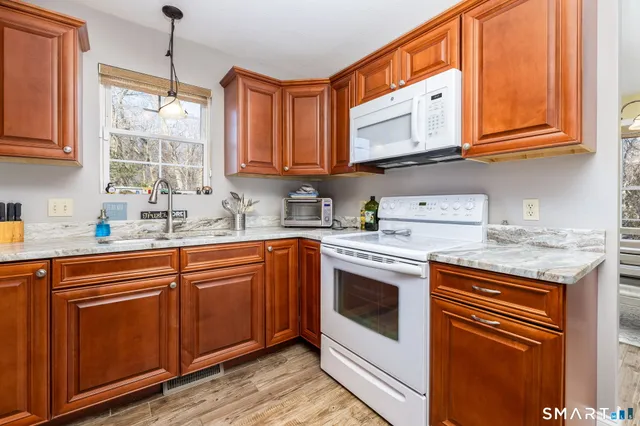 $449,900 | 115 Cynrose Place, Meriden, CT 06451