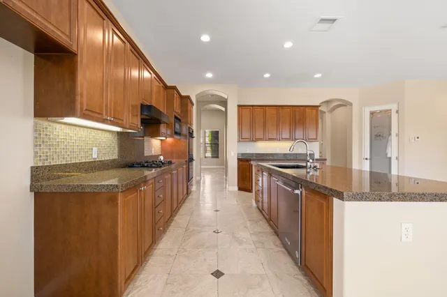 $10,000 | 49460 Rancho San Francisquito, La Quinta, CA 92253